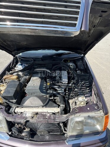 Mercedes E 220 1995, 645,000 km - 2.2 l - Qəbələ