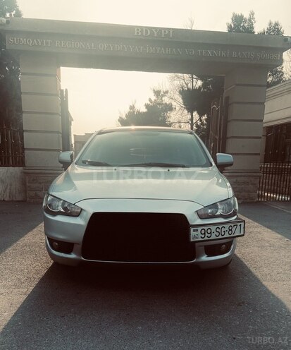 Mitsubishi Lancer 2010, 230,000 km - 2.4 l - Bakı