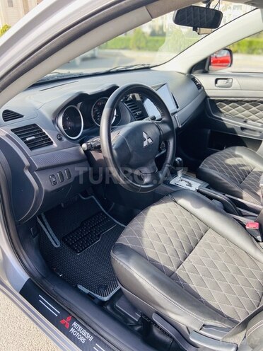 Mitsubishi Lancer 2010, 230,000 km - 2.4 l - Bakı