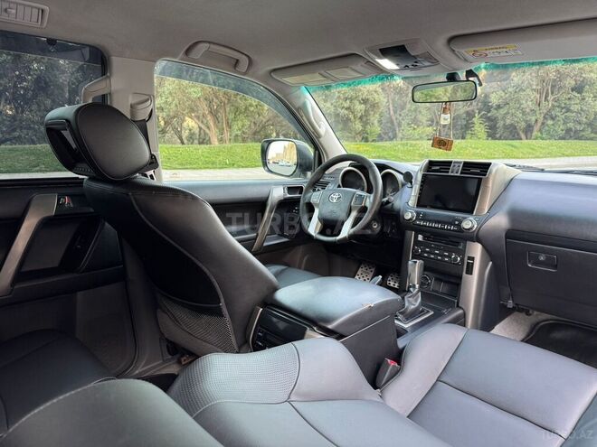 Toyota Land Cruiser Prado 2012, 270,000 km - 2.7 l - Bakı