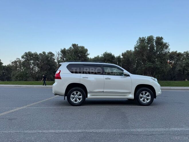 Toyota Land Cruiser Prado 2012, 270,000 km - 2.7 l - Bakı