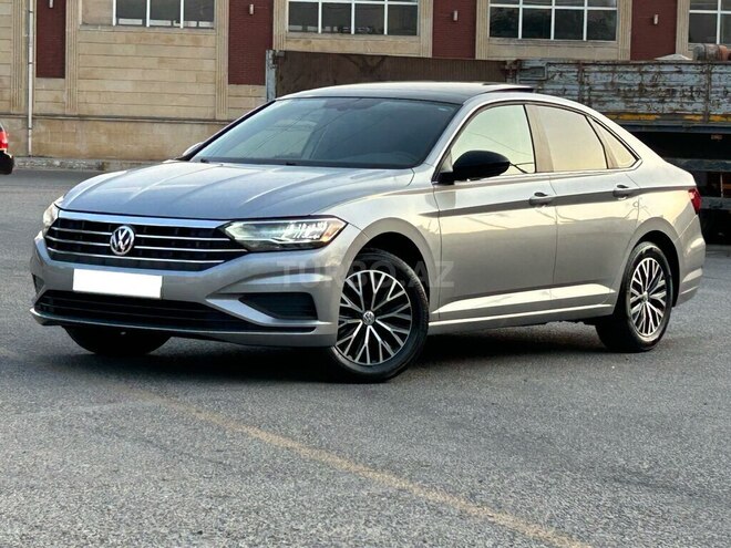 Volkswagen Jetta-1