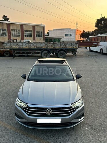 Volkswagen Jetta-2