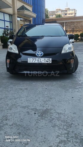 Toyota Prius-13