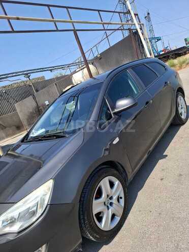 Opel Astra 2011, 317,000 km - 1.4 л - Bakı