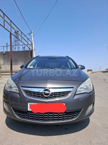 Opel Astra 2011, 317,000 km - 1.4 л - Bakı