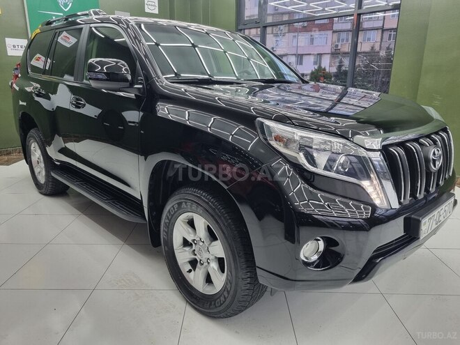 Toyota Land Cruiser Prado-11