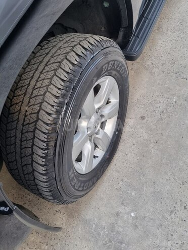 Toyota Land Cruiser Prado-10