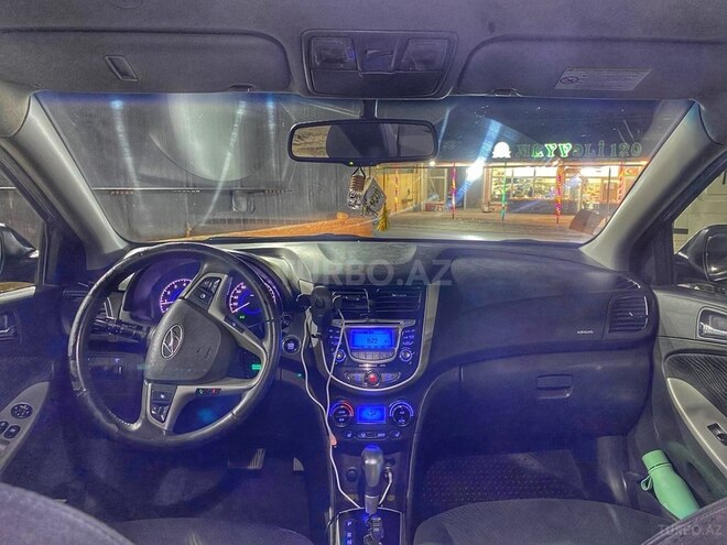Hyundai Accent 2012, 181,070 km - 1.6 л - Bakı