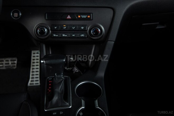 Kia Sportage-18