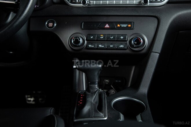 Kia Sportage-12