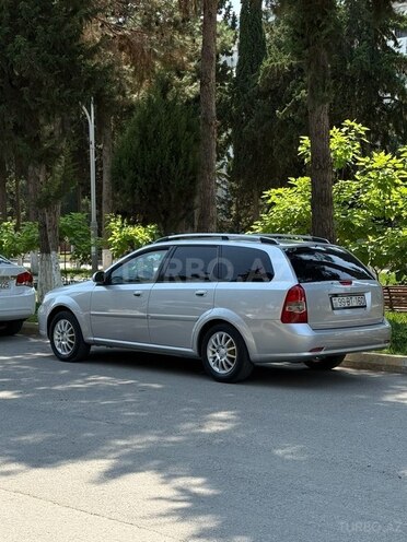 Suzuki Forenza-9