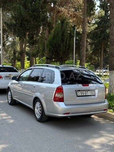 Suzuki Forenza-6