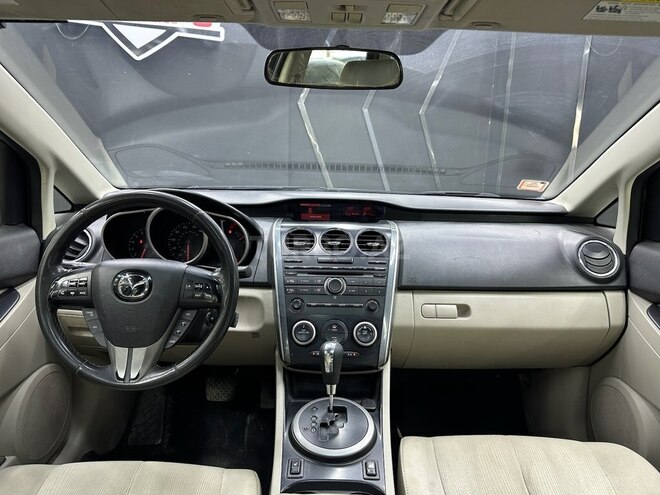 Mazda CX-7-11