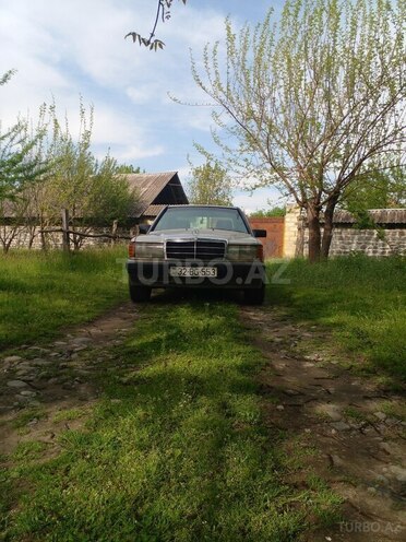 Mercedes 190 1991, 291,000 km - 1.8 l - Qəbələ