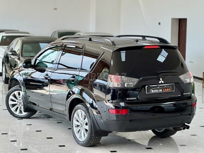 Mitsubishi Outlander-6