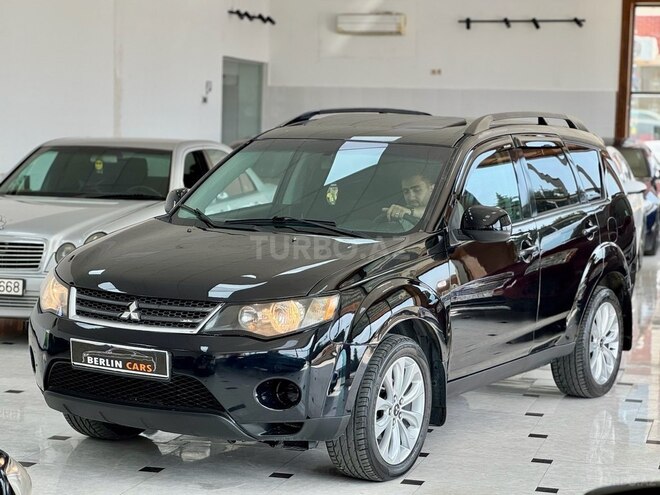 Mitsubishi Outlander-4