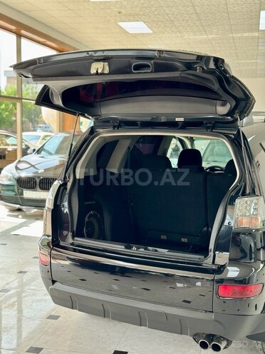 Mitsubishi Outlander-17