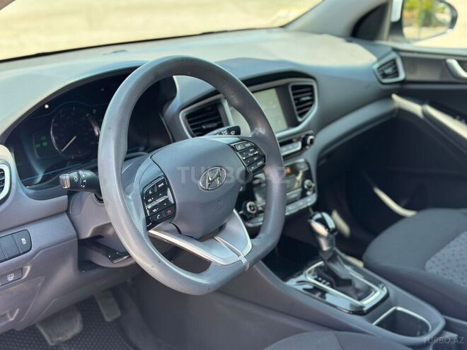 Hyundai IONIQ-5