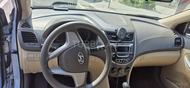 Hyundai Accent 2014, 196,000 km - 1.6 l - Bakı