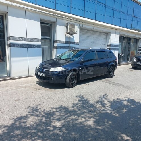 Renault Megane-12