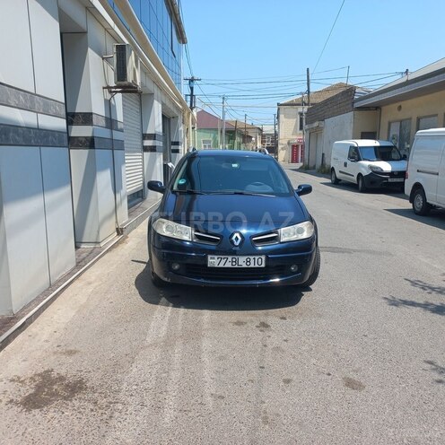 Renault Megane-11