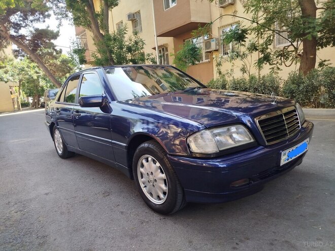 Mercedes C 180-5