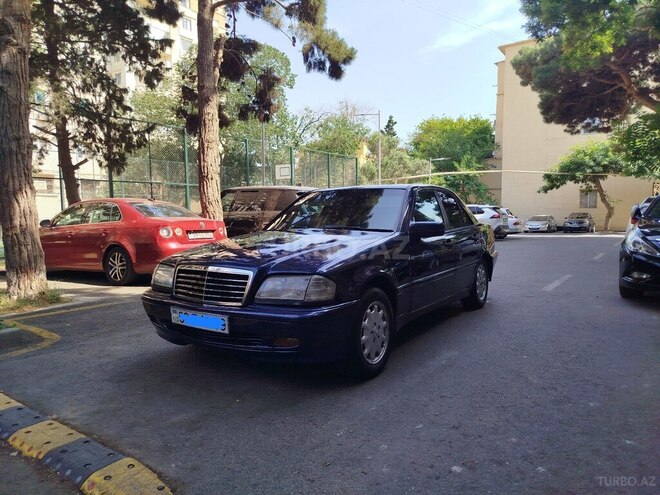 Mercedes C 180-6