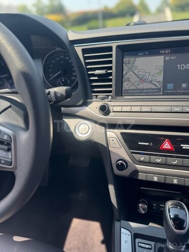 Hyundai Avante 2017, 163,400 km - 1.6 л - Bakı