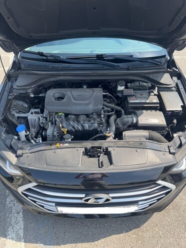 Hyundai Avante 2017, 163,400 km - 1.6 л - Bakı