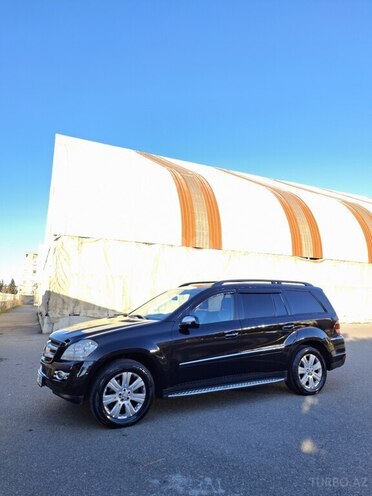 Mercedes GL 320 4MATIC 2009, 300,000 km - 3.2 l - Bakı