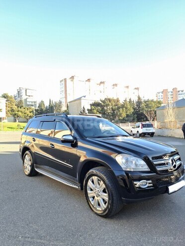 Mercedes GL 320 4MATIC 2009, 300,000 km - 3.2 l - Bakı