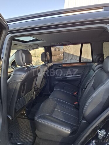 Mercedes GL 320 4MATIC 2009, 300,000 km - 3.2 l - Bakı