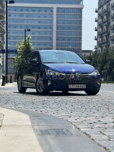 Hyundai Elantra 2019, 93,000 km - 2.0 l - Bakı