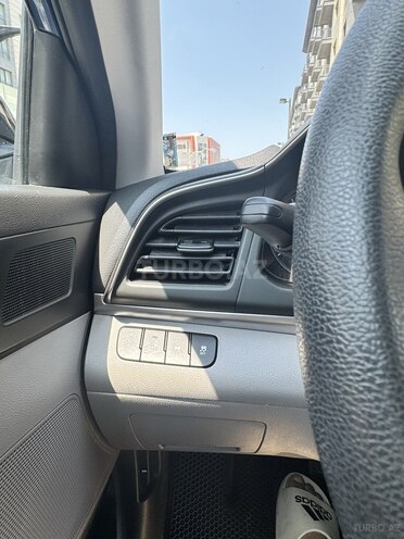 Hyundai Elantra 2019, 93,000 km - 2.0 l - Bakı