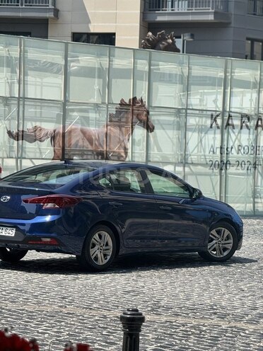 Hyundai Elantra 2019, 93,000 km - 2.0 l - Bakı