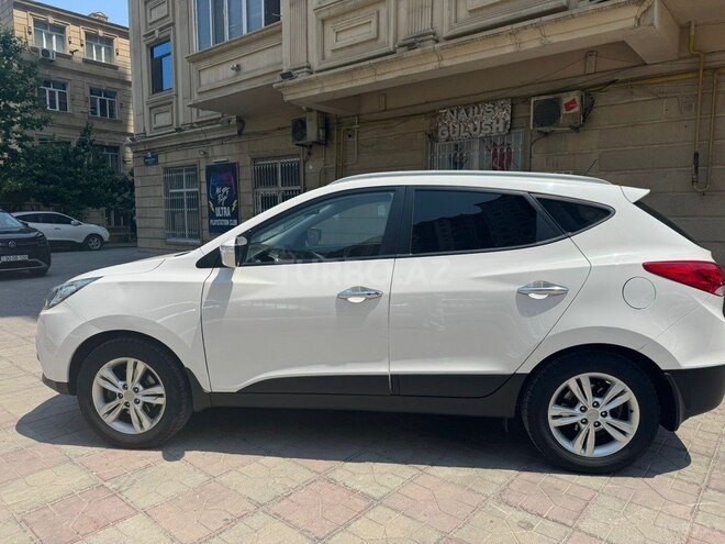 Hyundai ix35 2014, 83,000 km - 2.0 л - Bakı