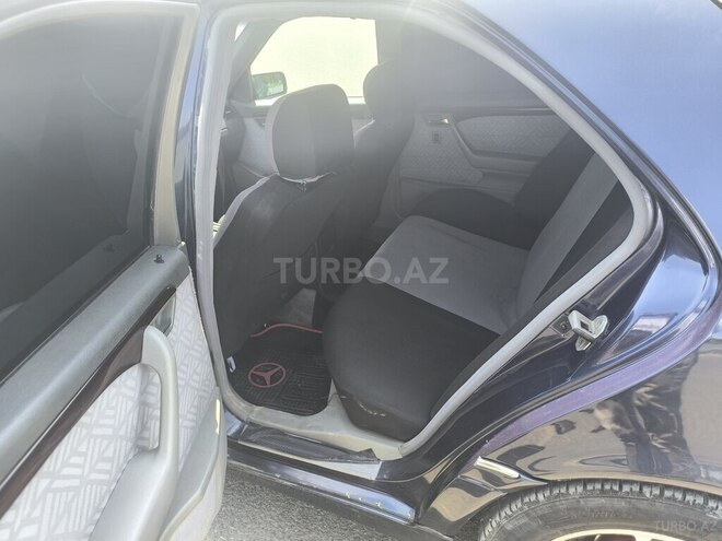 Mercedes C 220 1995, 720,000 km - 2.2 l - Bakı