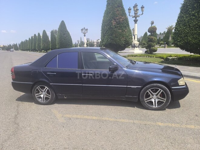 Mercedes C 220 1995, 720,000 km - 2.2 l - Bakı
