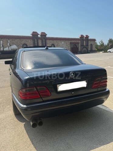 Mercedes E 230 1995, 384,000 km - 2.3 l - Bakı