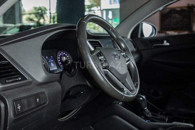 Hyundai Tucson-9
