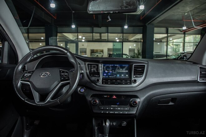 Hyundai Tucson-14