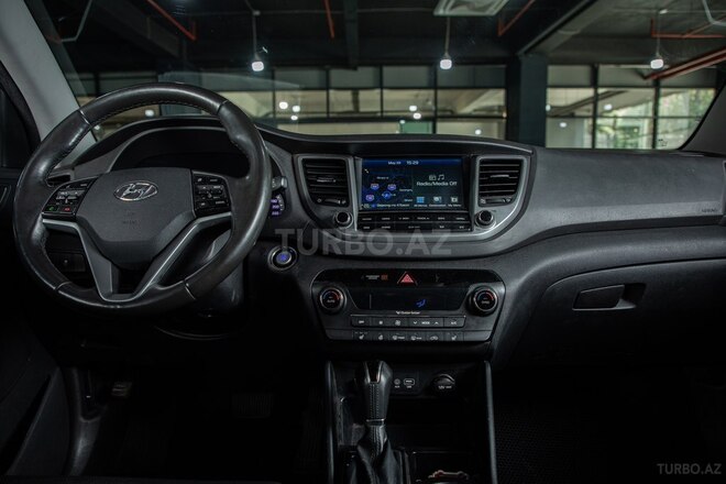 Hyundai Tucson-16