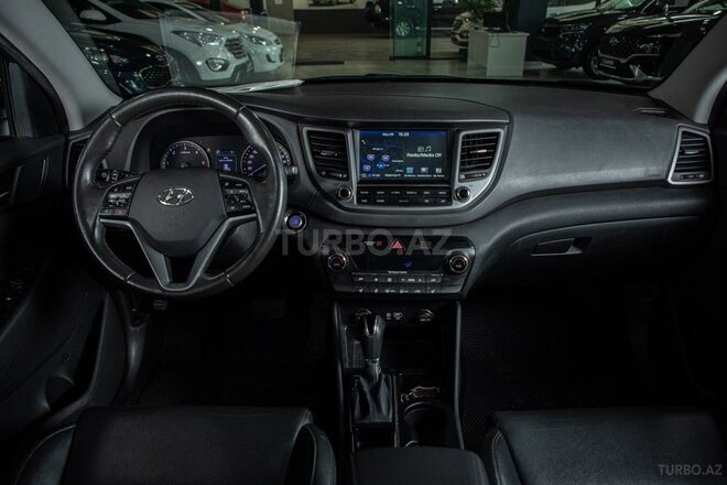Hyundai Tucson-13