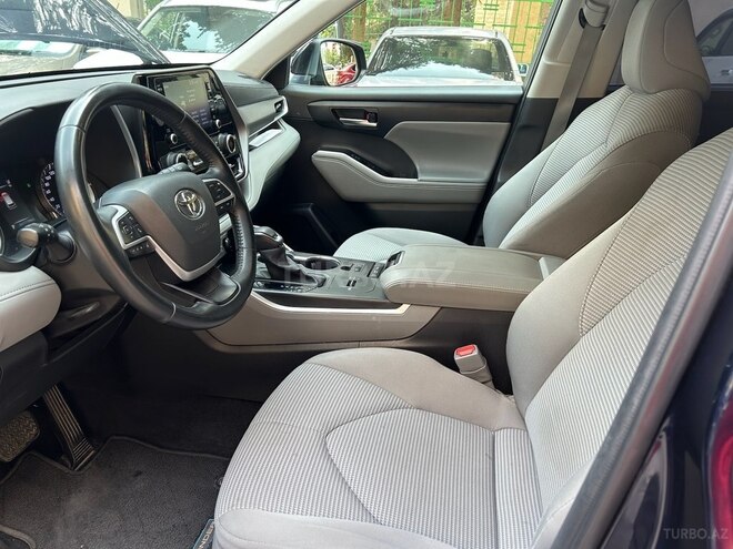 Toyota Highlander-11