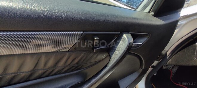 Mercedes C 240 2000, 210,000 km - 2.4 л - Bakı