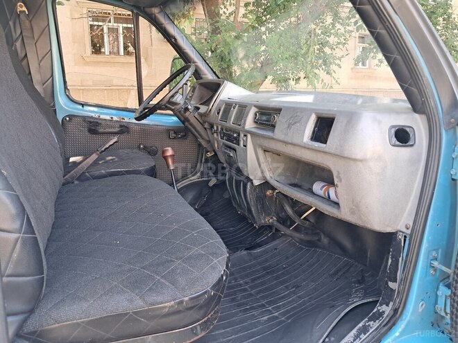 GAZ 2705 1997, 38,200 km - 2.5 l - Qazax