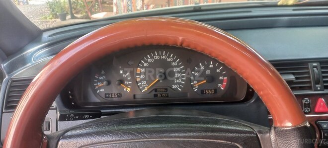 Mercedes C 240 1997, 362,000 km - 2.6 л - Bakı