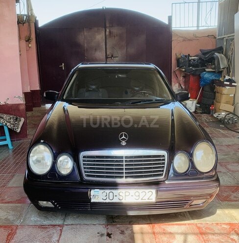 Mercedes E 220 d 2016, 541,852 km - 2.0 л - Qazax