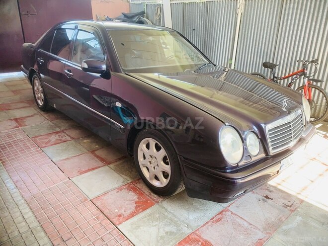 Mercedes E 220 d 2016, 541,852 km - 2.0 л - Qazax